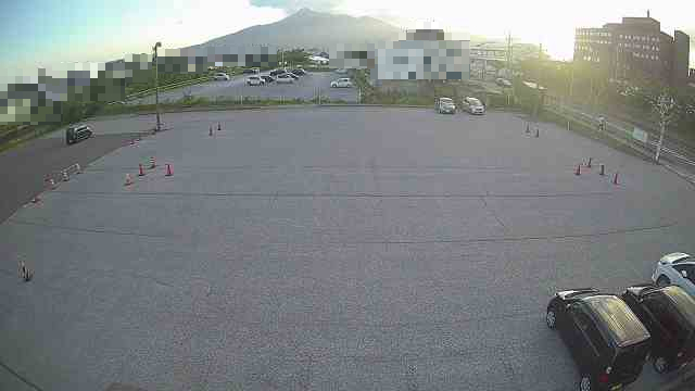 一般駐車場ライブカメラ